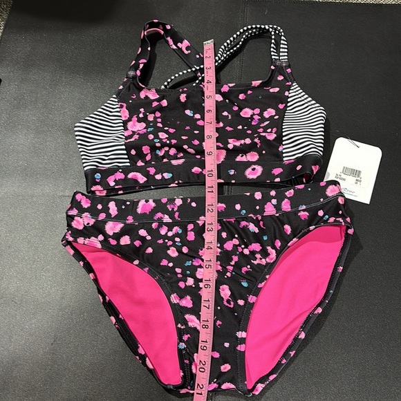 Dolphin Uglies UPF 50+ strappy back,chlorine resistant shape/color retention - Picture 10 of 12